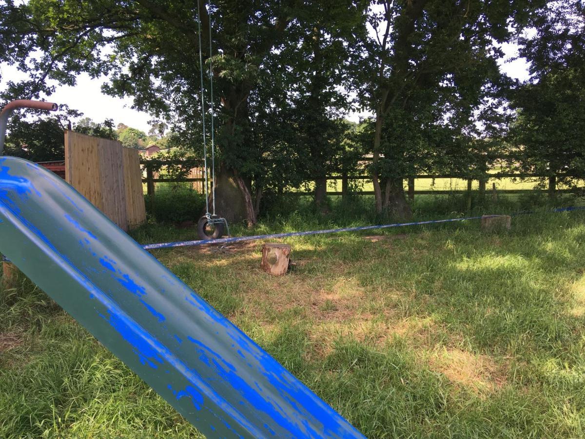 Honey Pod Farm Bell Tents Upton upon Severn Exterior photo